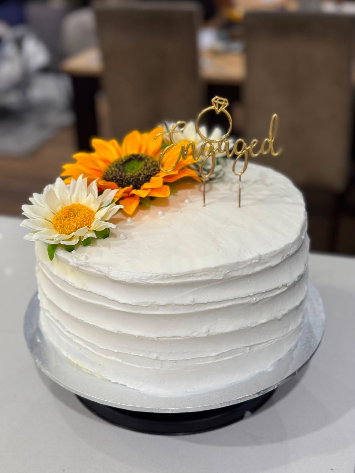 Sunflower engagement cake